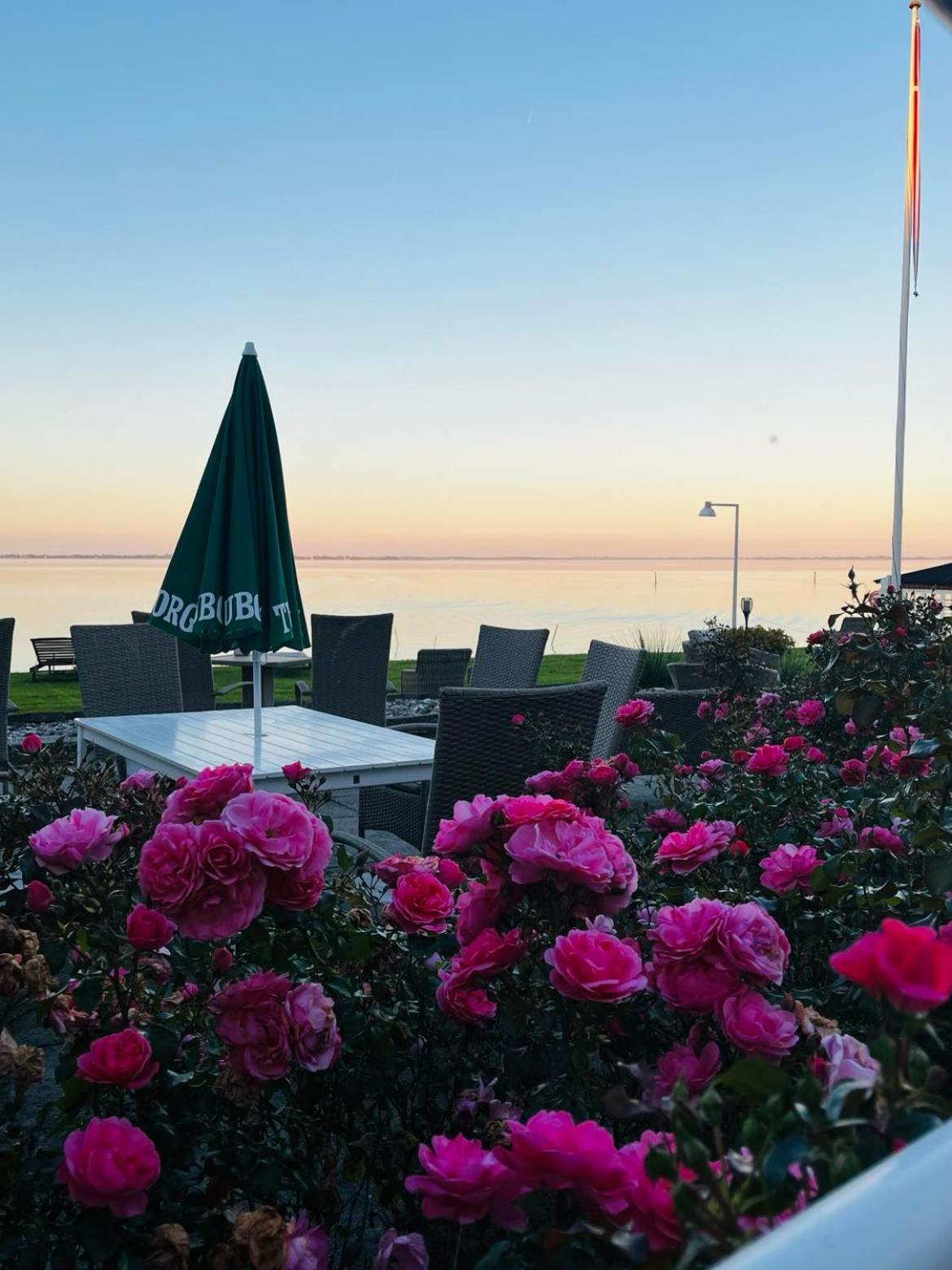 Hotel Udsigten Marstal Екстер'єр фото